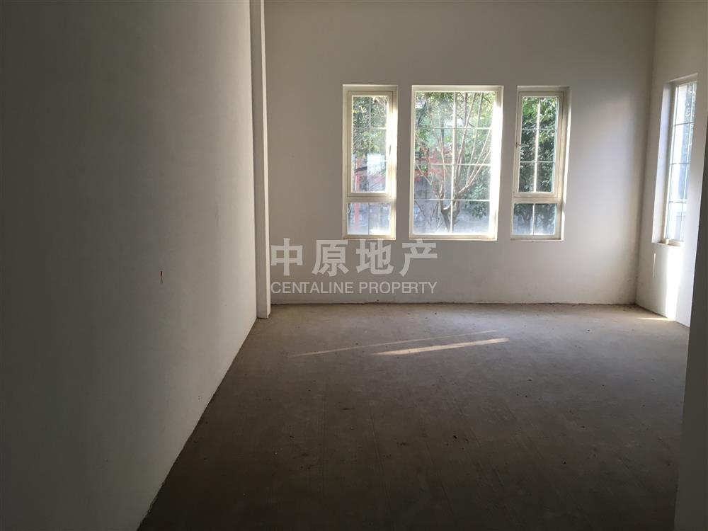 【茶园庆隆高尔夫柏翠庄纯独栋别墅500万急山湖武夷别墅出售钓鱼图片
